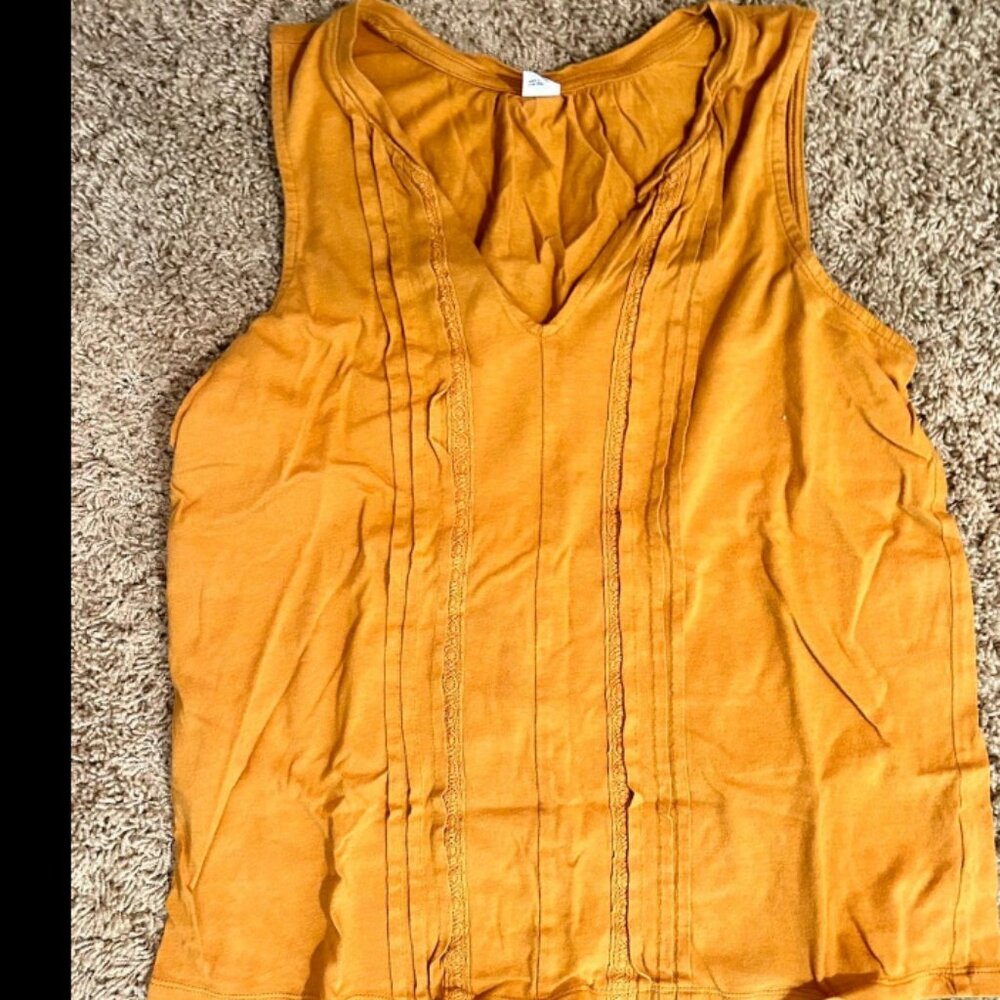 Old Navy Sleeveless Top
